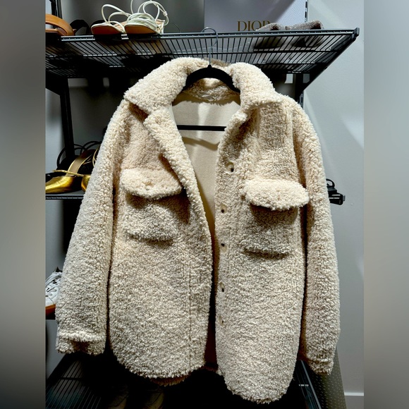 12th tribe shearling coat! Get on the trend ! In perfect condition ! - Picture 1 of 2
